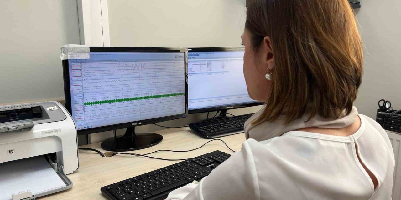 Kronik Uyku Yoksunluğu Alzheimera Yol Açabilir