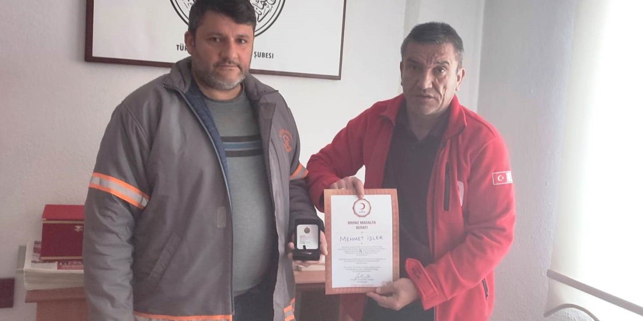 10 Kez Kan Bağışladı Bronz Madalya Aldı