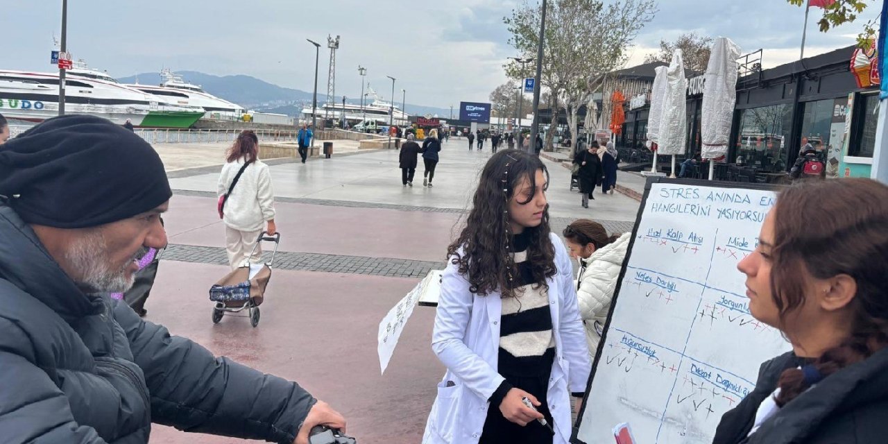 Öğrenciler Sağlık İçin Seferber Oldular