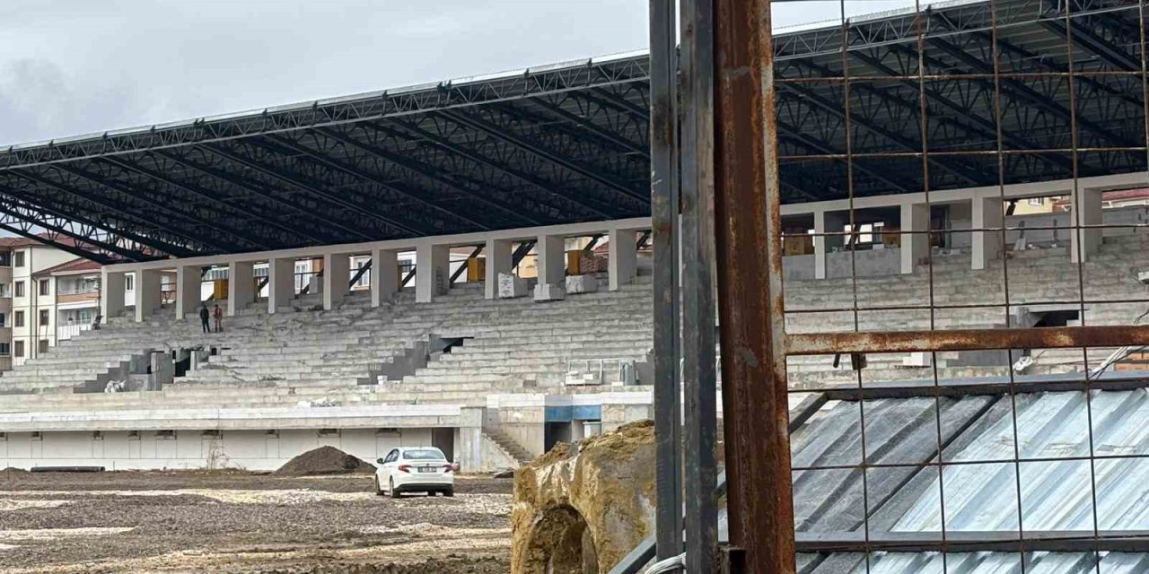 Bakan Yardımcısı Eminoğlu’na Stat İçin Dosya