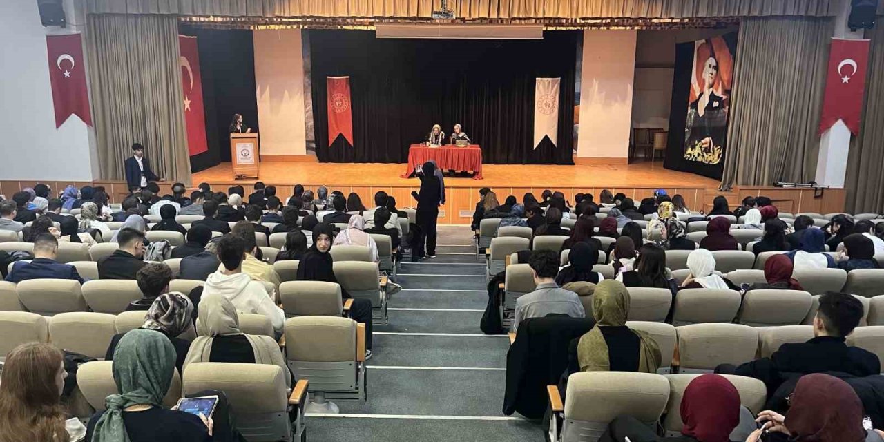 Genç Beyinler, Şimdiden Türkiye’nin Geleceğine Işık Tutuyor