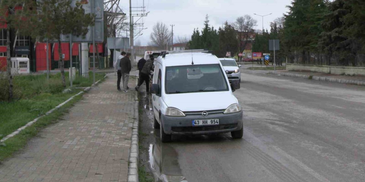 Yaşanan Trafik Kazasında 1 Kişi Yaralandı