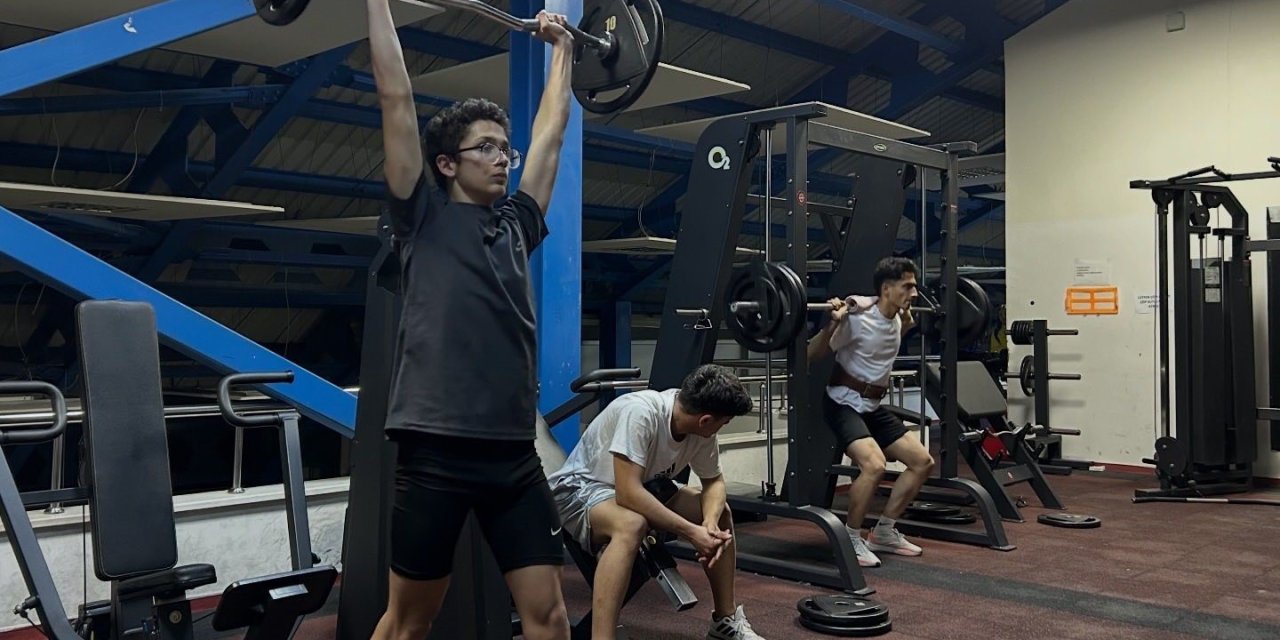 Atletizm Antrenmanları Sürüyor