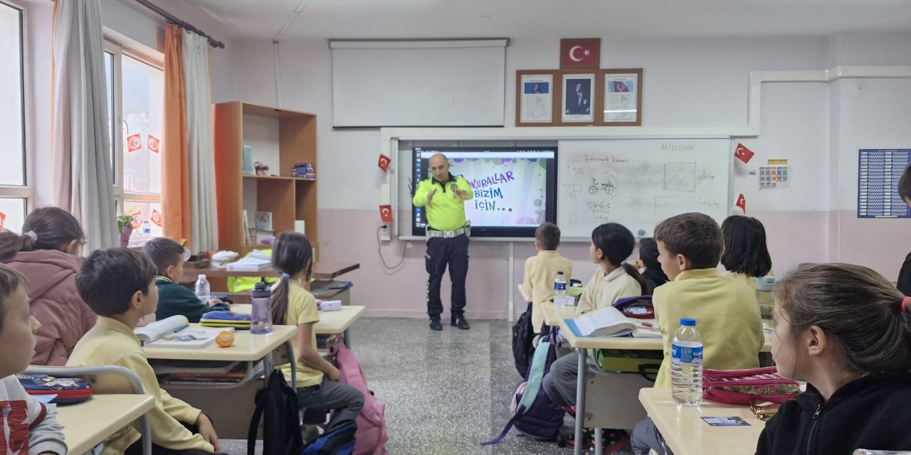 Öğrencilere Trafik Eğitimi