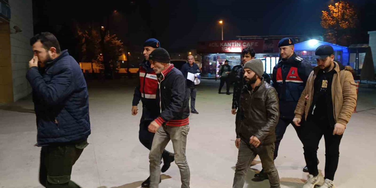 8 Kaçak Göçmen Yakalandı
