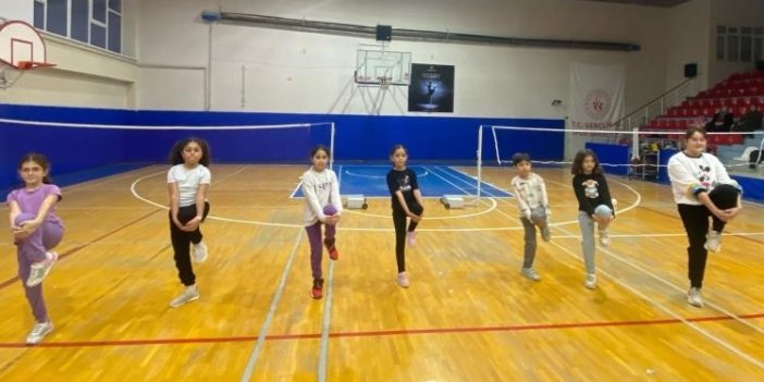 Bilecik’te Badminton Antrenmanları Yoğun Tempoda Devam Ediyor