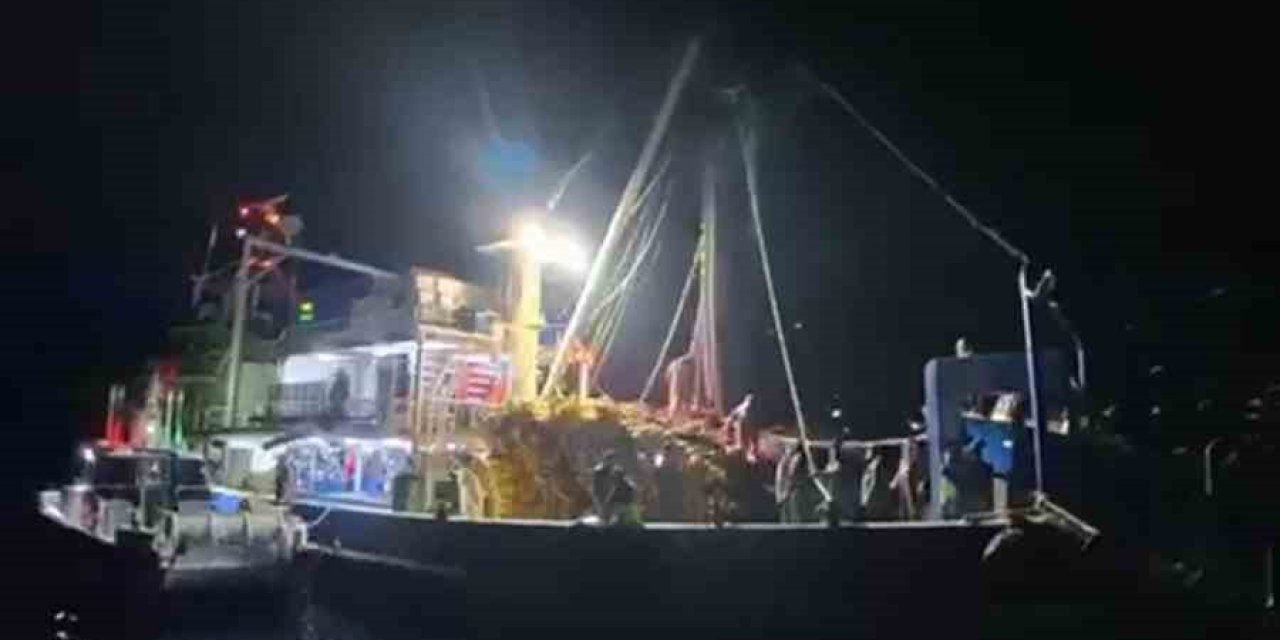 Emniyetten Gece Yarısı Teknelere Baskın