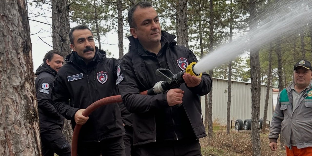 Orman Yangınlarıyla Mücadelede Gönüllü Oldular