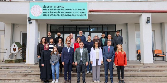 Vali Sözer, özel öğrencilerle buluştu