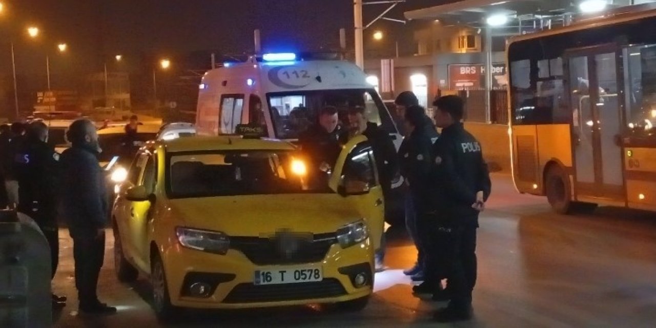 Gece Saatlerinde Eğlence Mekanı Önünde Silahlı Kavga: 1’i Ağır, 2 Yaralı