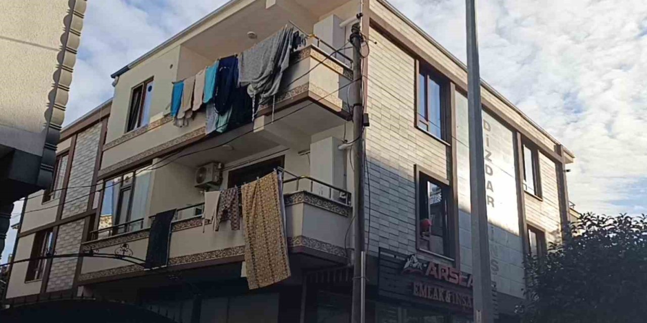 Şüpheli Ölüm: 3 Çocuk Babası 67 Yaşındaki Adam Evinde Ölü Bulundu