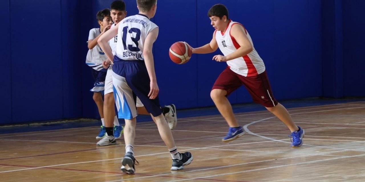 Yıldız Basketbol Heyecanı Sürüyor