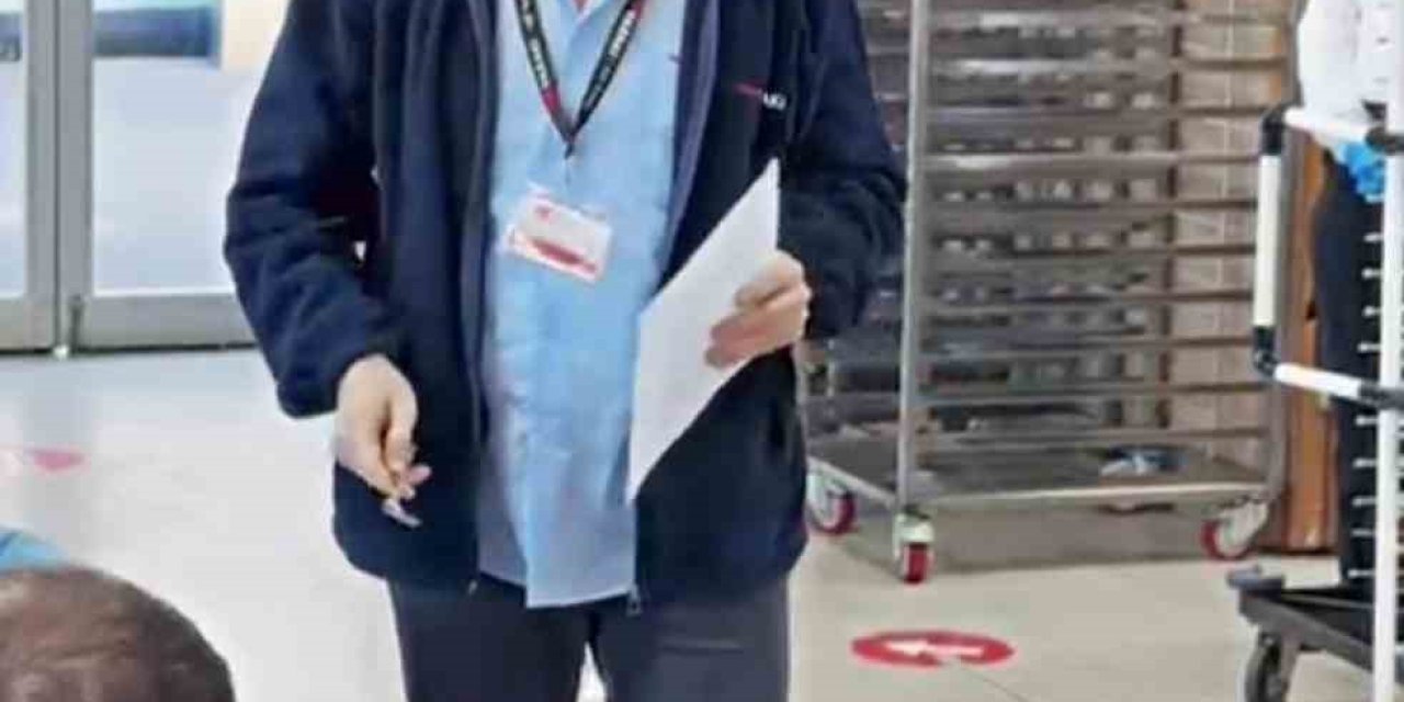 İşçilerden  Zam Teklifine Çatal-kaşıklı Protesto