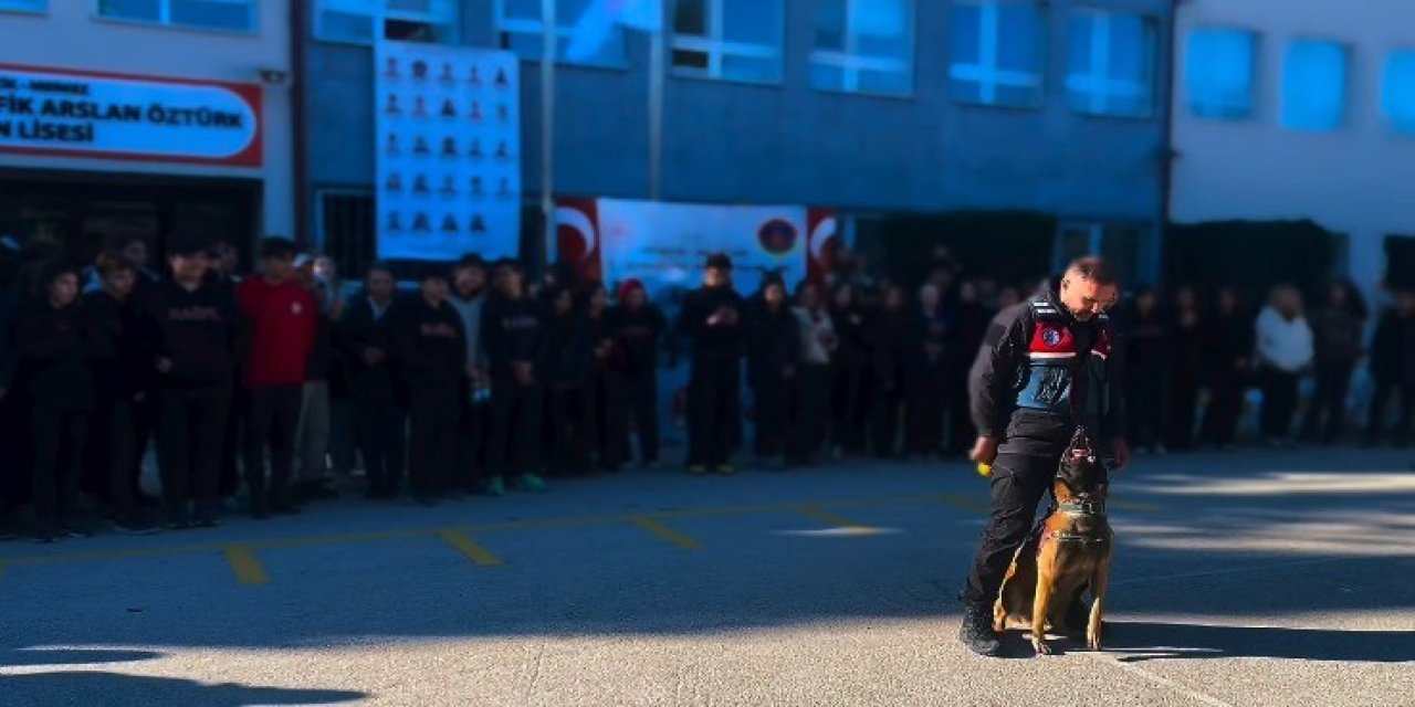 Öğrencilere Yerli Ve Milli Jandarma Sistemleri Tanıtıldı