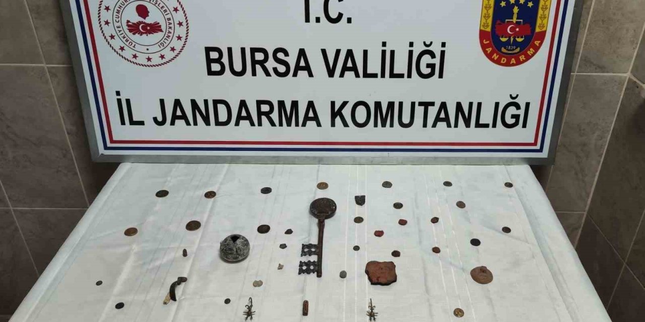 Bursa’da "Anadolu Mirası Operasyonu": 42 Tarihi Eser Ele Geçirildi