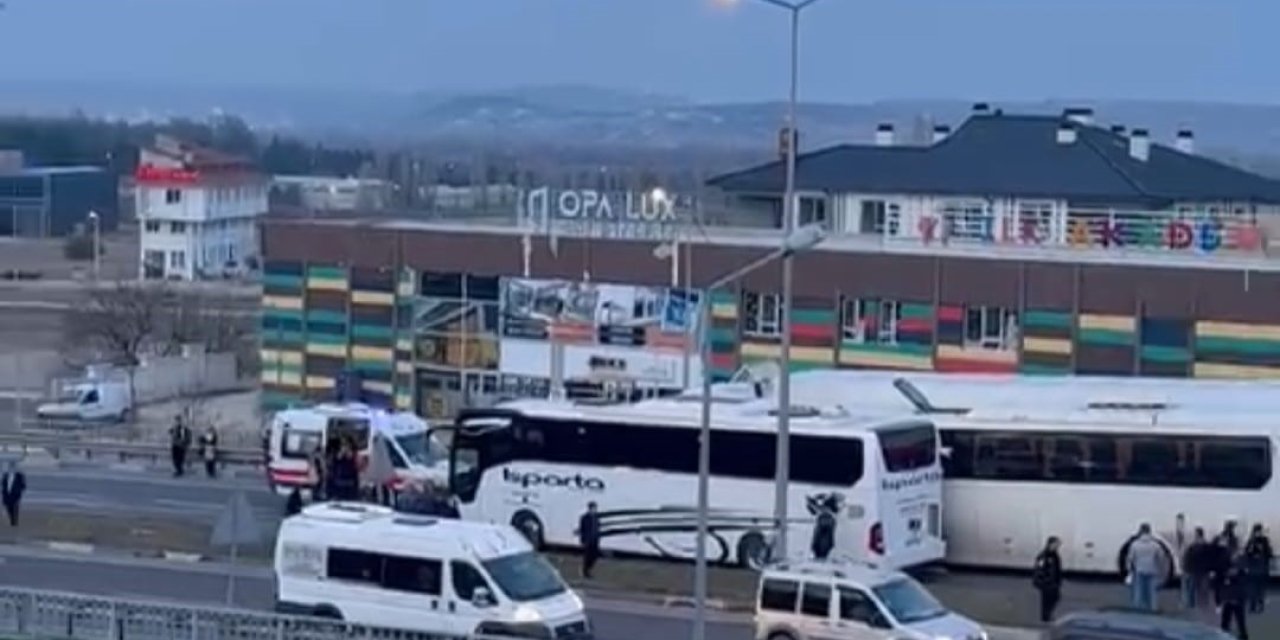 Kütahya’da Zincirleme Trafik Kazası: 3 Yaralı