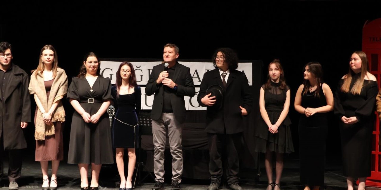 Şeyh Edebali Kongre Merkezi’nde Şiir Gecesi Düzenlendi