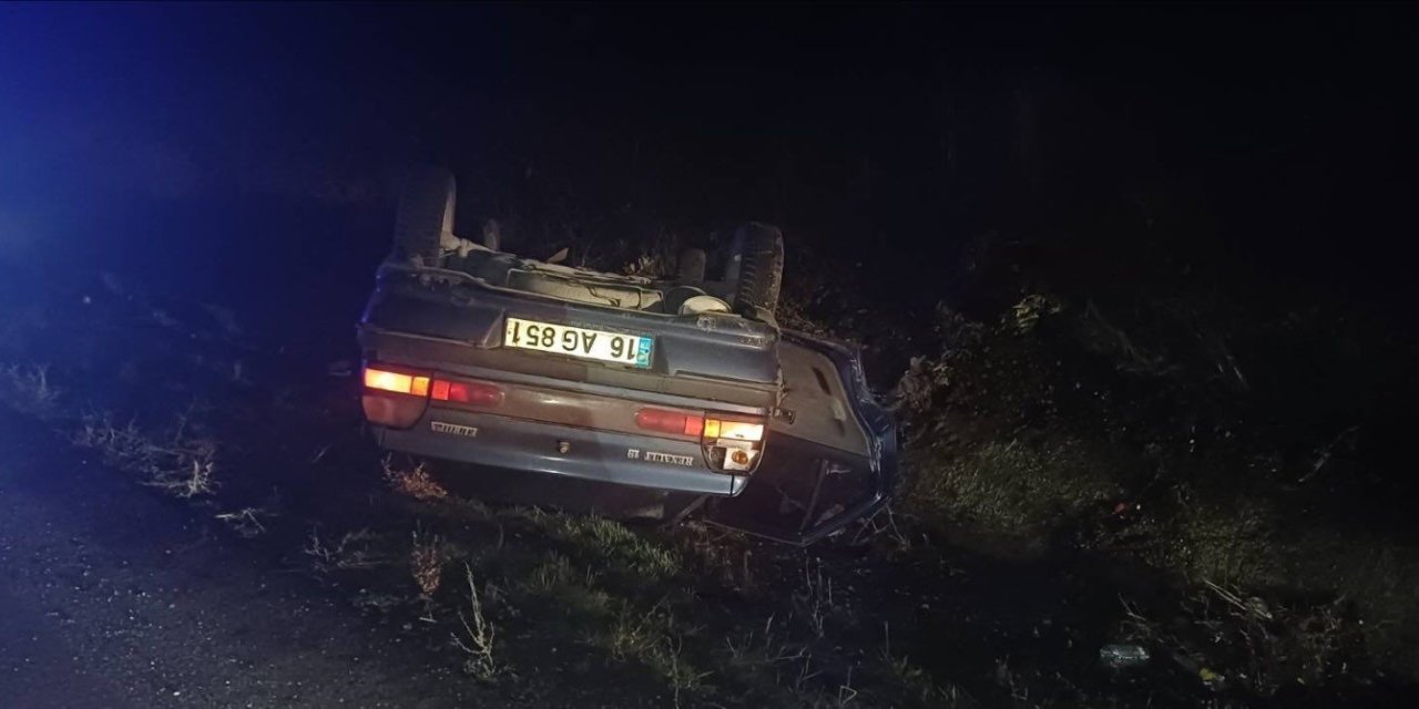 Otomobil Su Kanalına Uçtu!