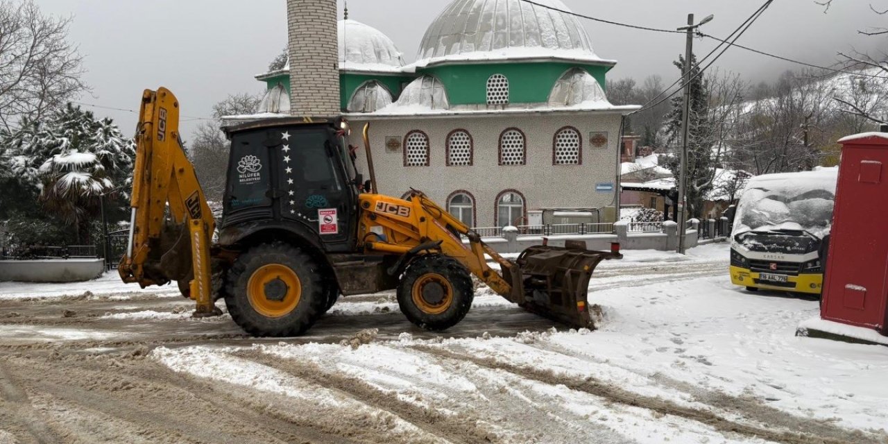 Bursa’da Kar Mesaisi