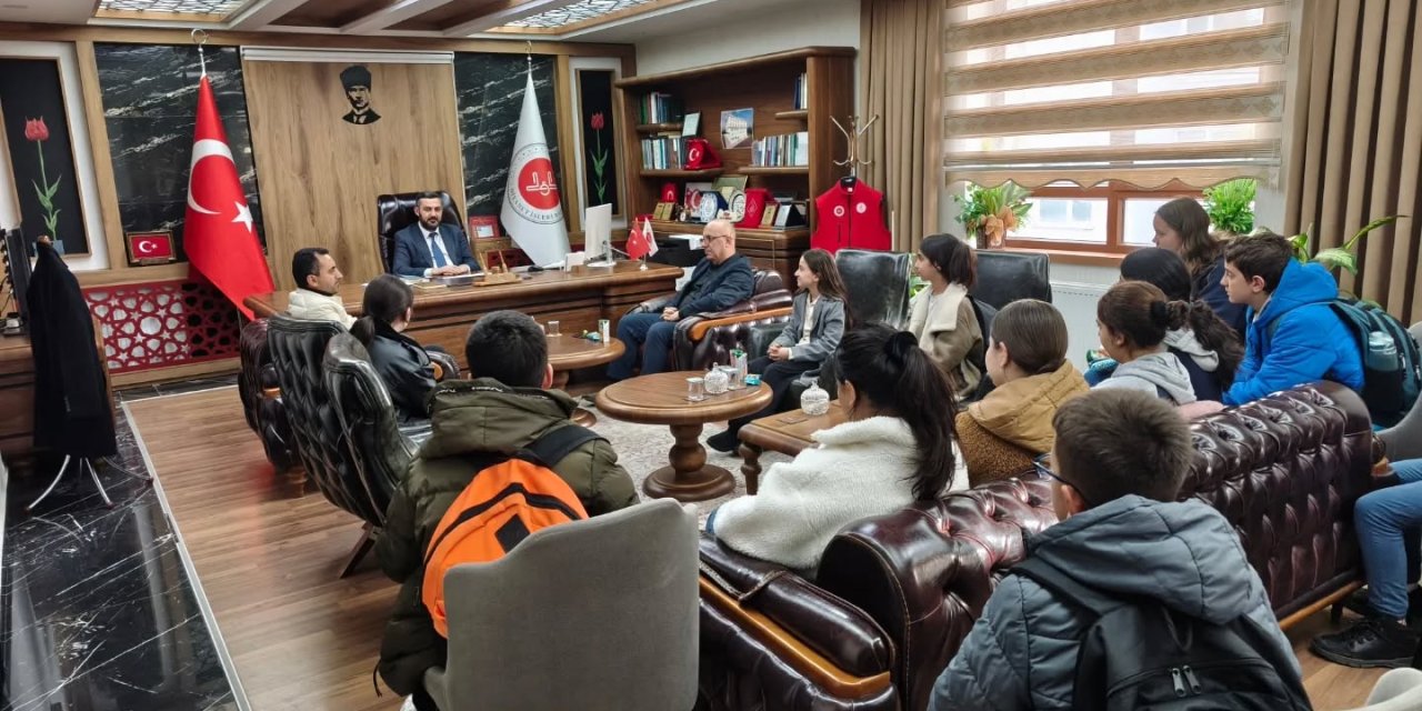 Öğrencilerden Müftü Arpacı'ya Ziyaret