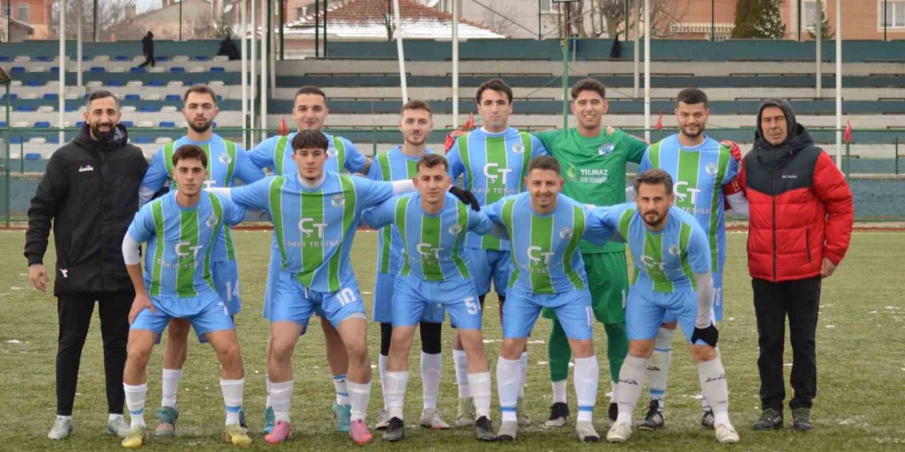 Osmaneli Gençlerbirliği  Spor Ligde Tutulamıyor