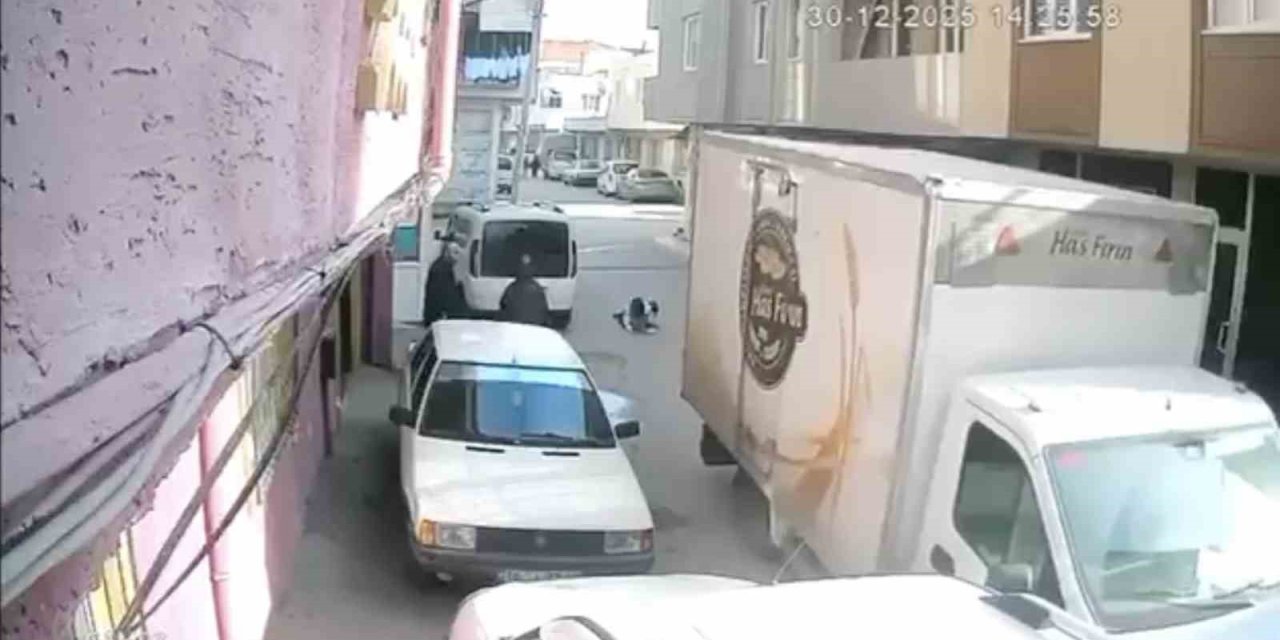 Ekmek Arabasının Kapısı Böyle Yere Serdi