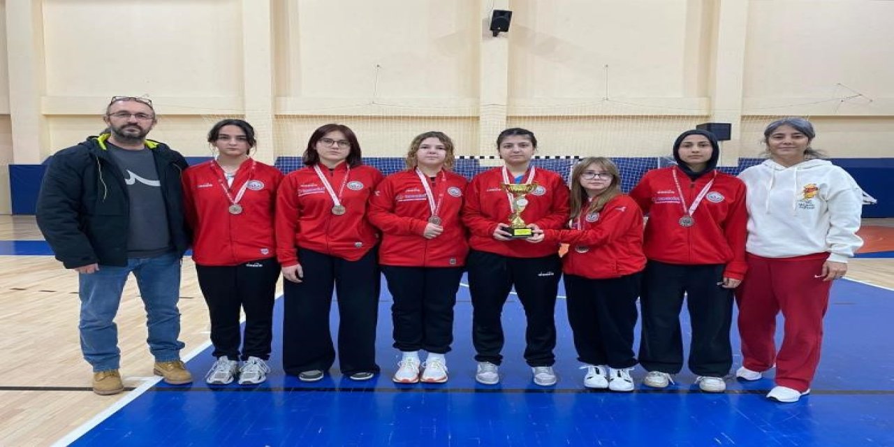 Şampiyon Badmintonda Da Değişmedi
