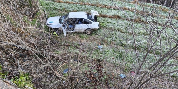 Kontrolden Çıkan Otomobil Şarampole Uçtu