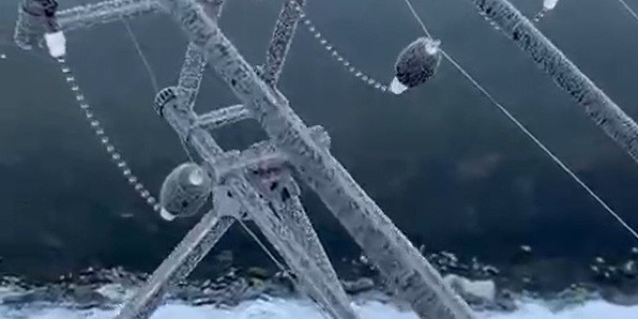 Soğuk Havada Olta Buz Tuttu