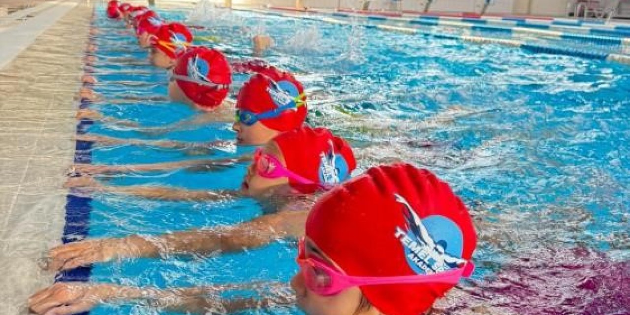 Spor Okullarında Yüzme Antrenmanları Aralıksız Sürüyor