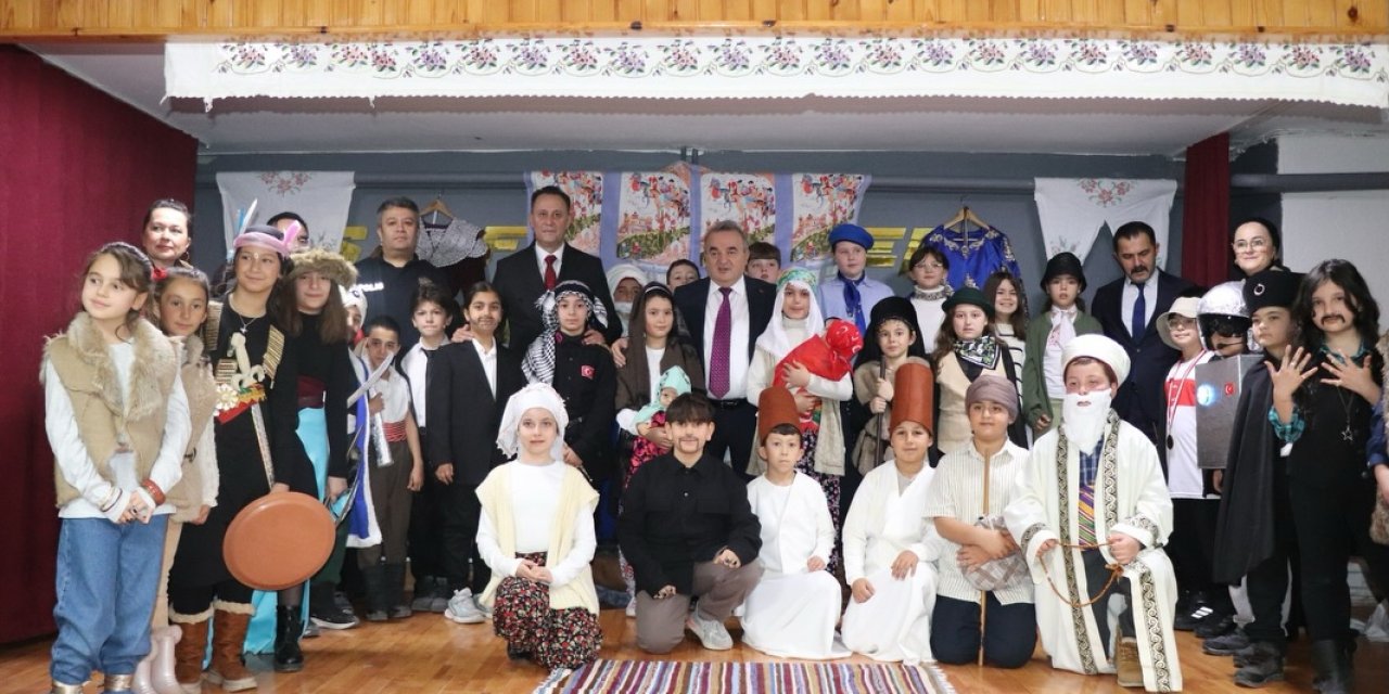 Bozüyüklü Öğrencilerden "Milli Kültür Öğeleri” Sergisi