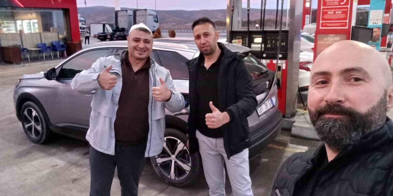 3 Motosiklet Tutkunu Esnaf Karayolu İle Umre’ye Gidiyor