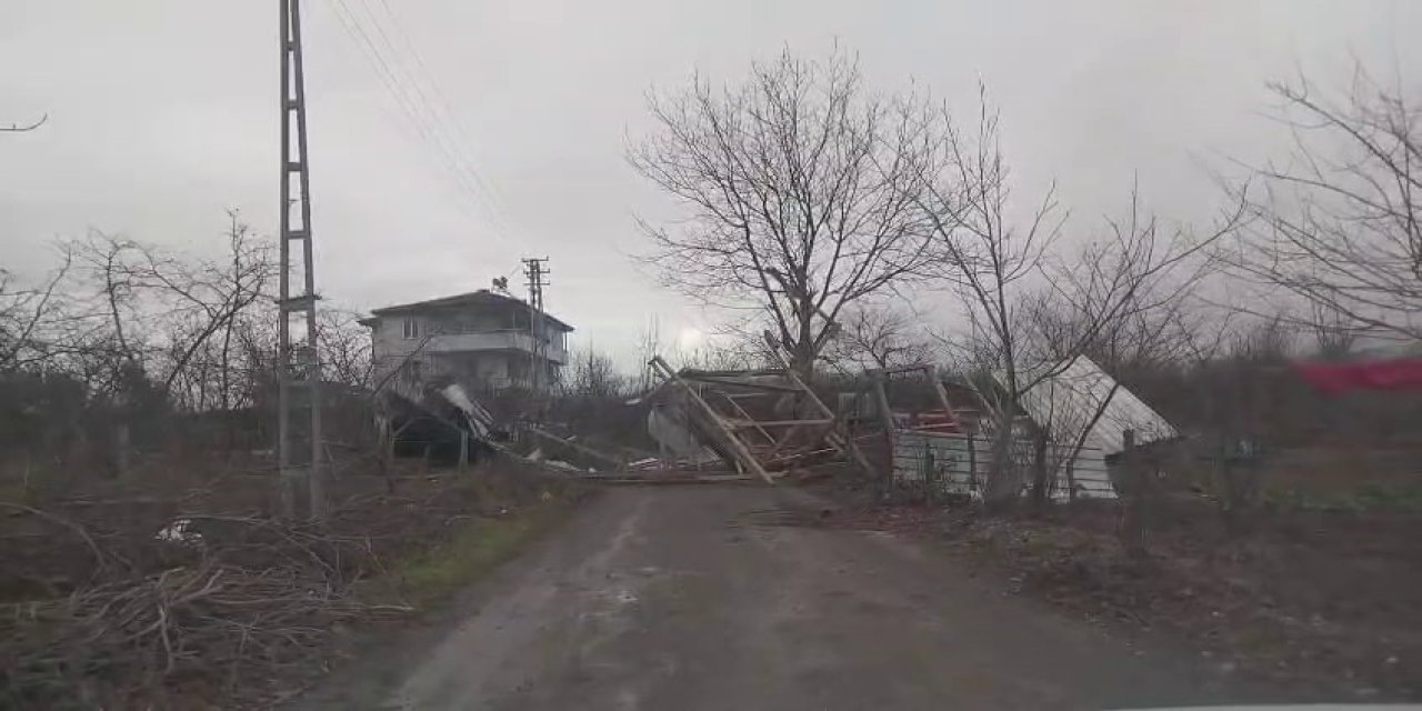 Şiddetli Rüzgar Ortalığı Savaş Alanına Çevirdi