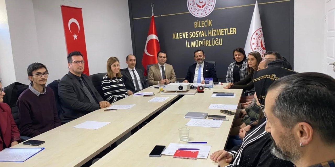 Aile Ve Toplum Hizmetleri Masaya Yatırıldı