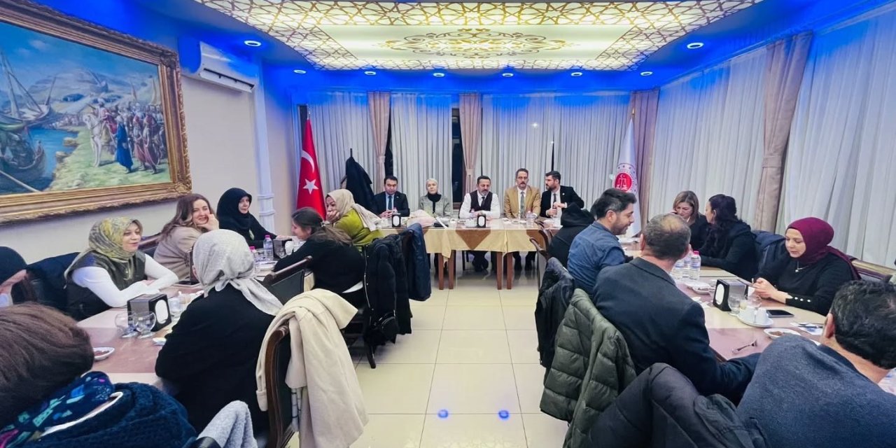 Şehit Yakını Personele Veda Yemeği Düzenlendi