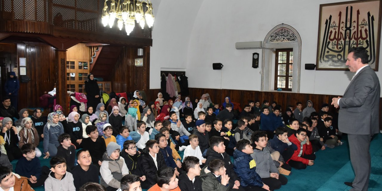 Öğrencilerden Cami Ziyareti