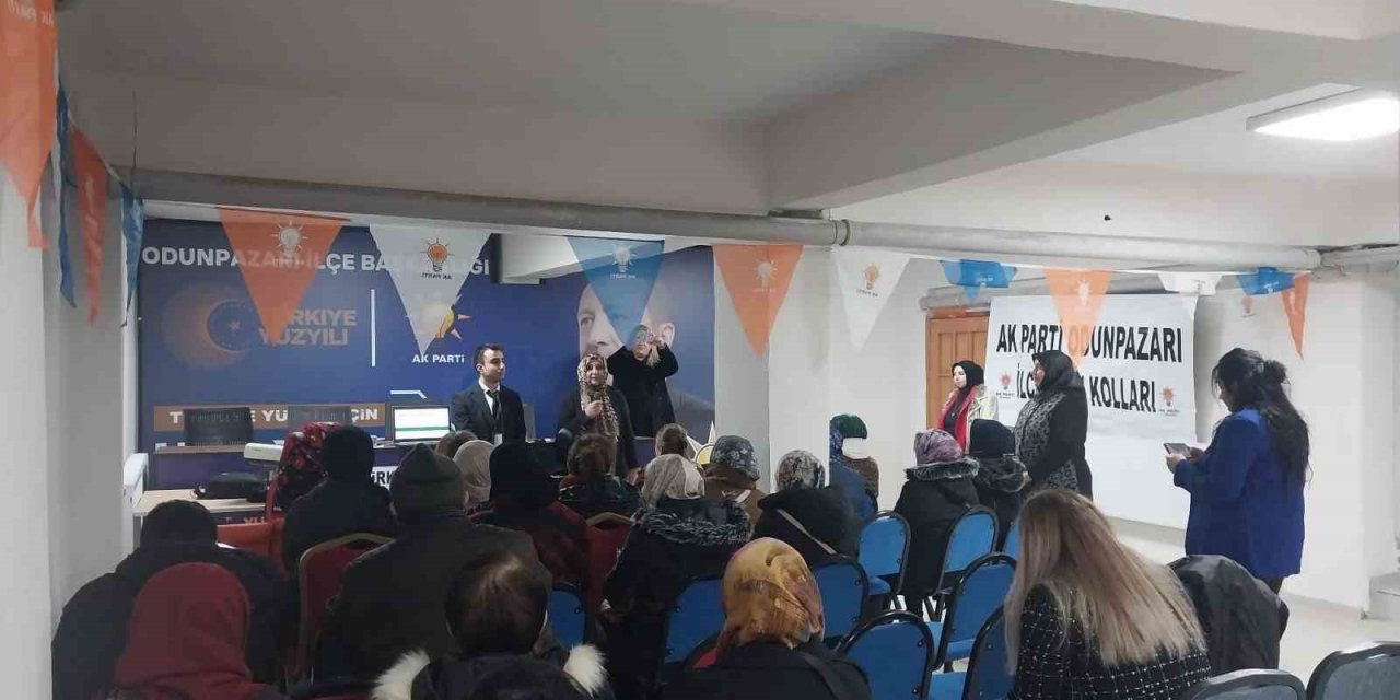 ’Bağımlılıktan Kurtulma Ve Sağlıklı Yaşam’ Konulu Konferans Yapıldı