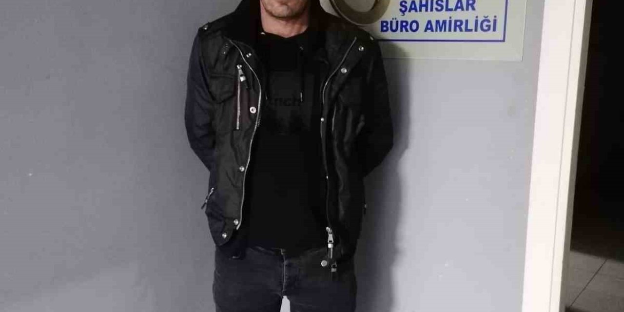 36 Ve 15 Yıl Hapis Cezasıyla Aranan İki Kati Zanlısı Yakalandı