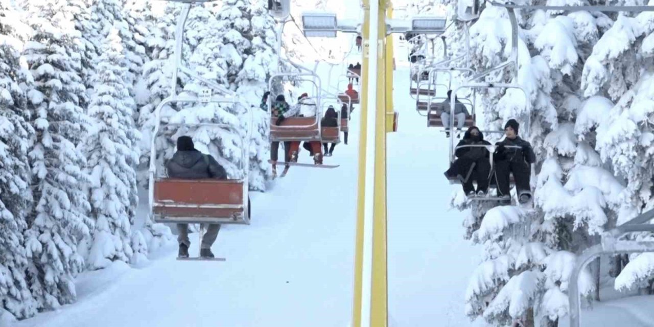 Uludağ’da Sömestr Ve Hafta Sonu Yoğunluğu