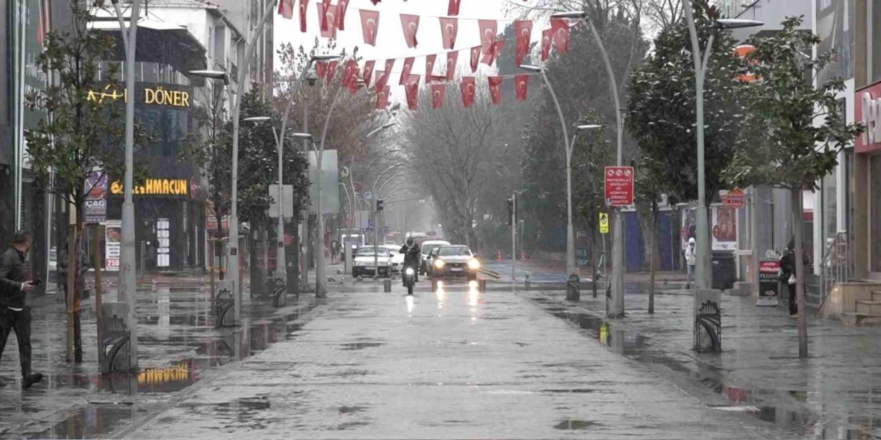 Sakarya’da Kar Yağışı Etkili Oldu