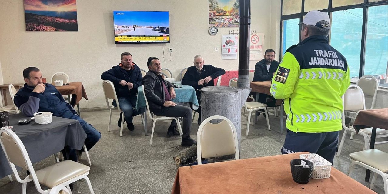 Vatandaşlara Trafik Bilgilendirmesi