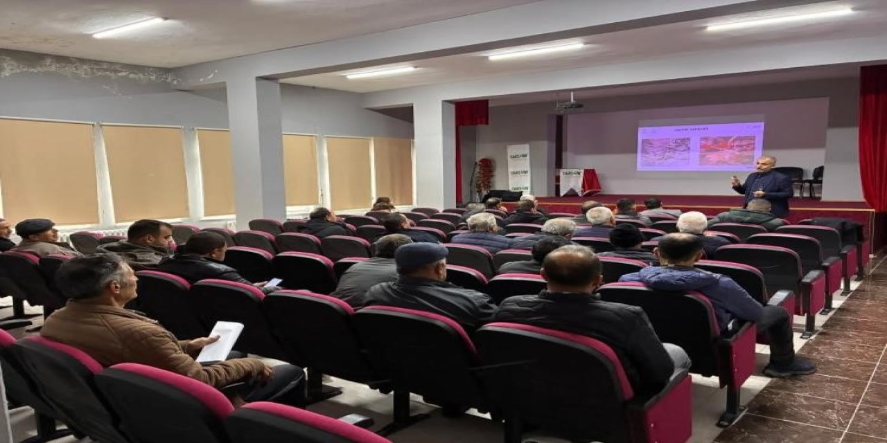 Çiftçiler Bilgilendirildi