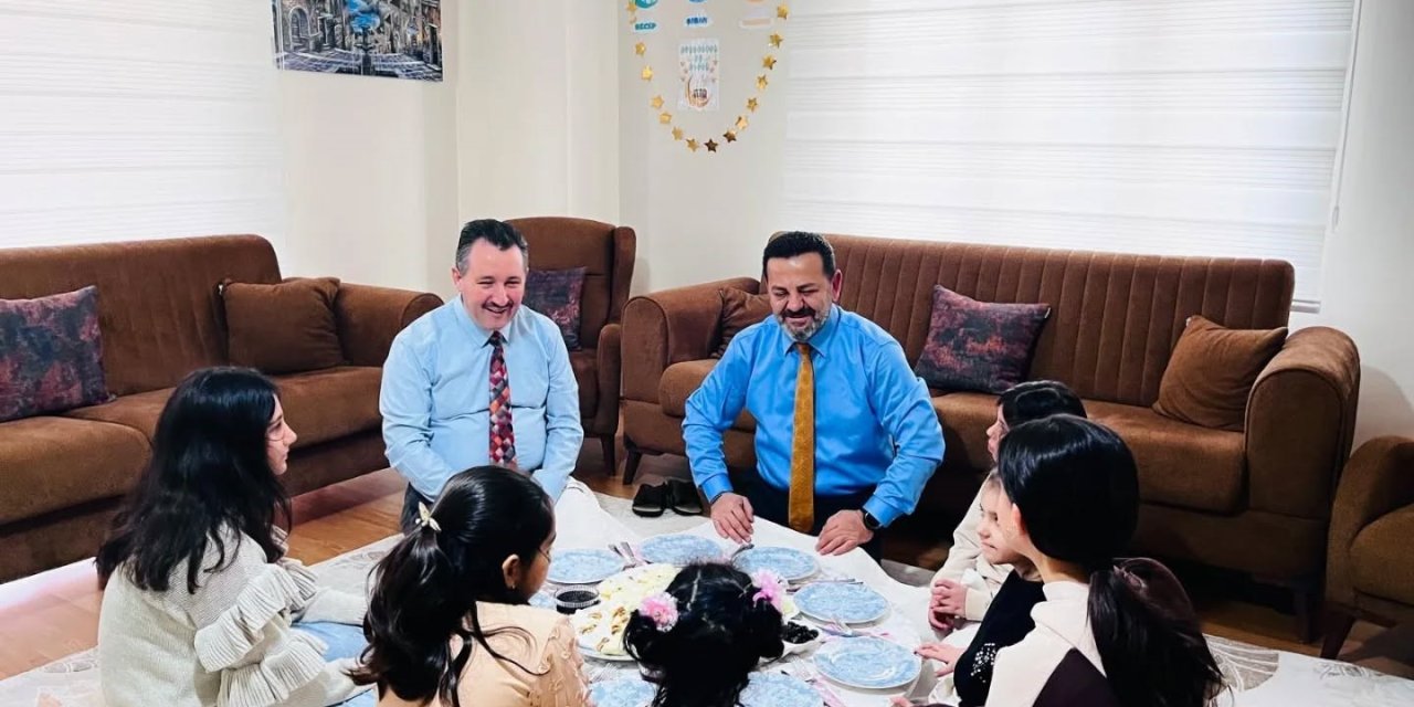 Çocuk Evleri Koordinasyon Merkezinde Kahvaltı Programı