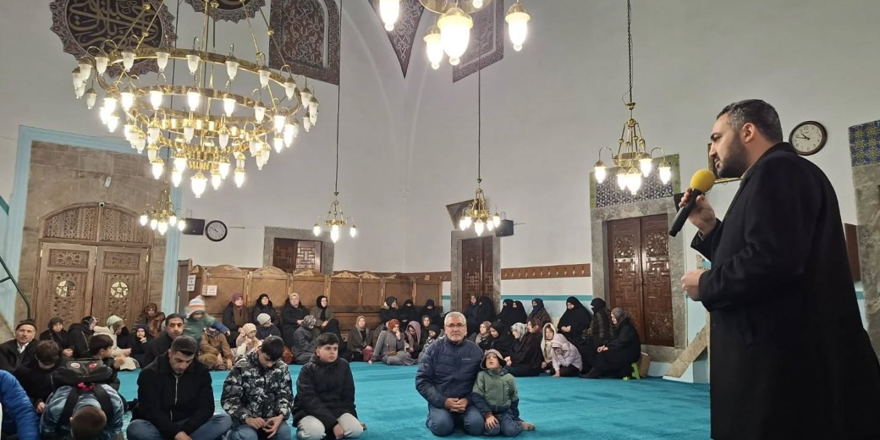 Bozüyük'te Umreye Gidecek Vatandaşlar Dualarla Uğurlandı