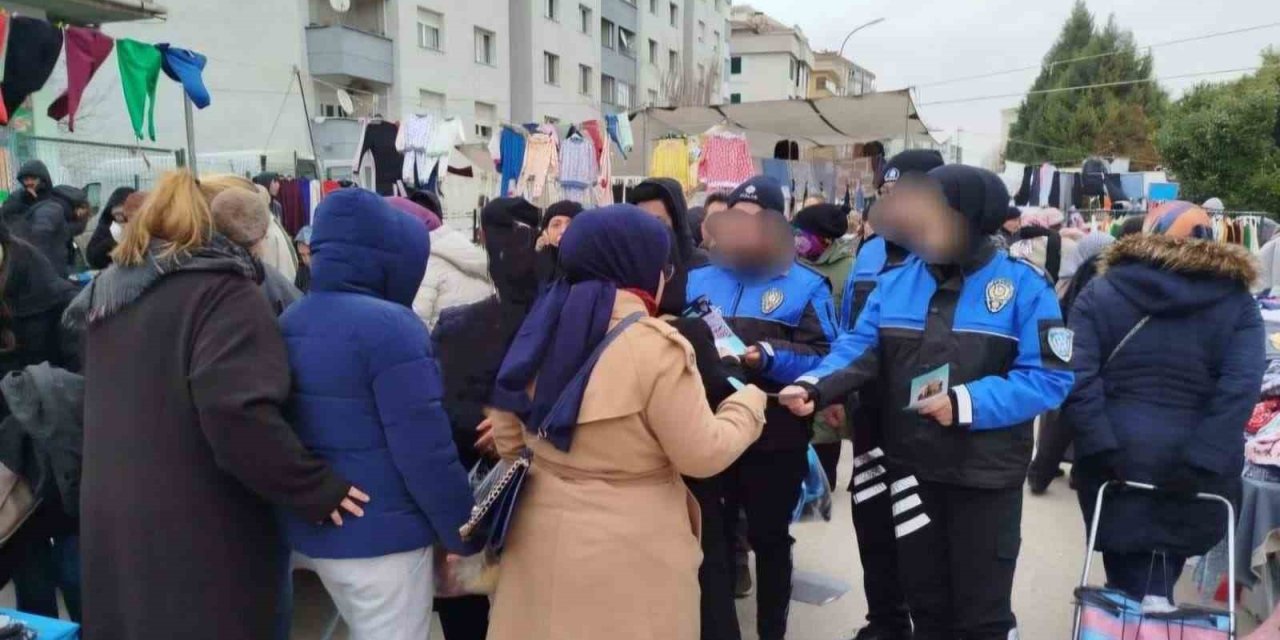 Polis, Binlerce Kişiyi Hırsızlık Ve Dolandırıcılık Olaylarına Karşı Bilgilendirdi