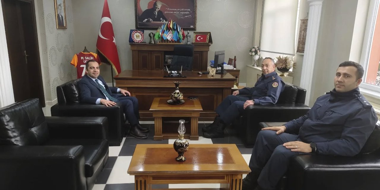 İl Jandarma Komutanı Vanlı'dan Kaymakam Uçar'a Ziyaret