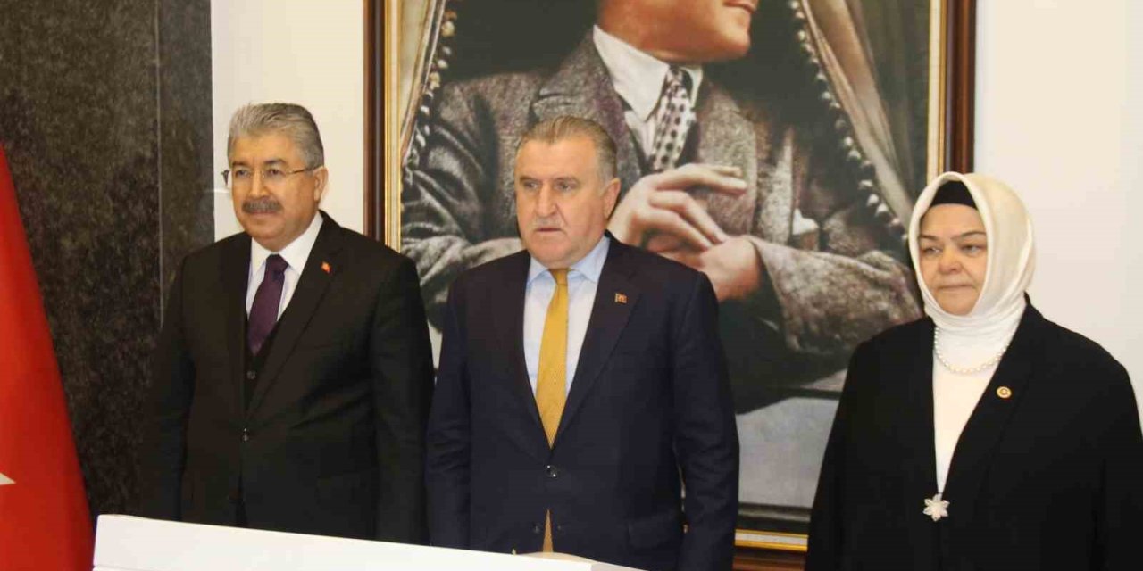 Gençlik Ve Spor Bakanı Osman Aşkın Bak Eskişehir’de