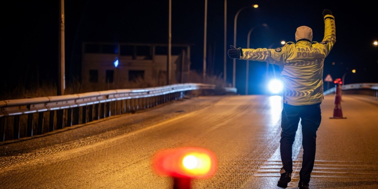 Polisten Eş Zamanlı Uygulama