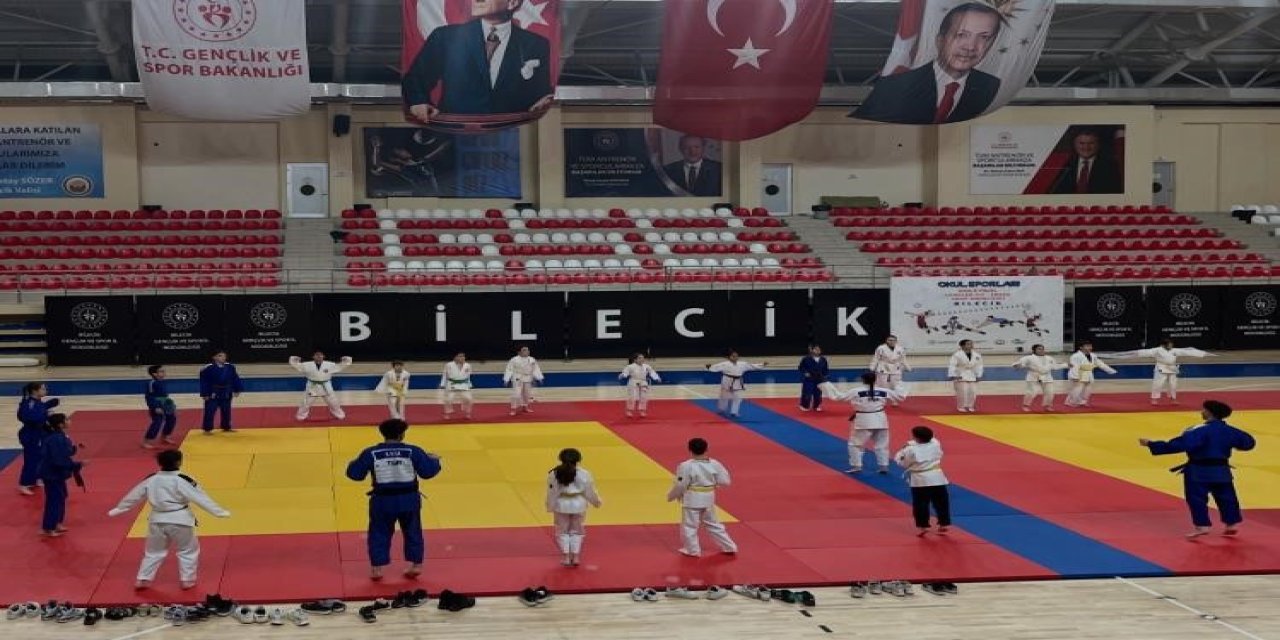 Judo Spor Okullarıyla Gençler Geleceğe Hazırlanıyor