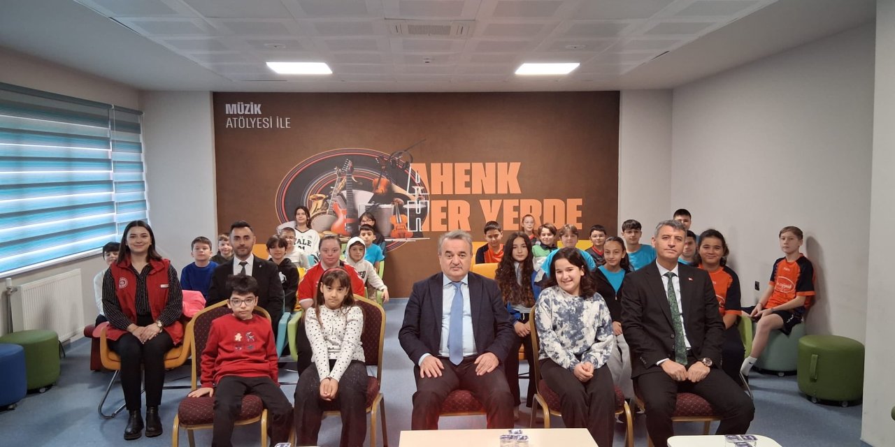 Kaymakam Öztürk GSB Kış Kulübü kapanış programına katıldı